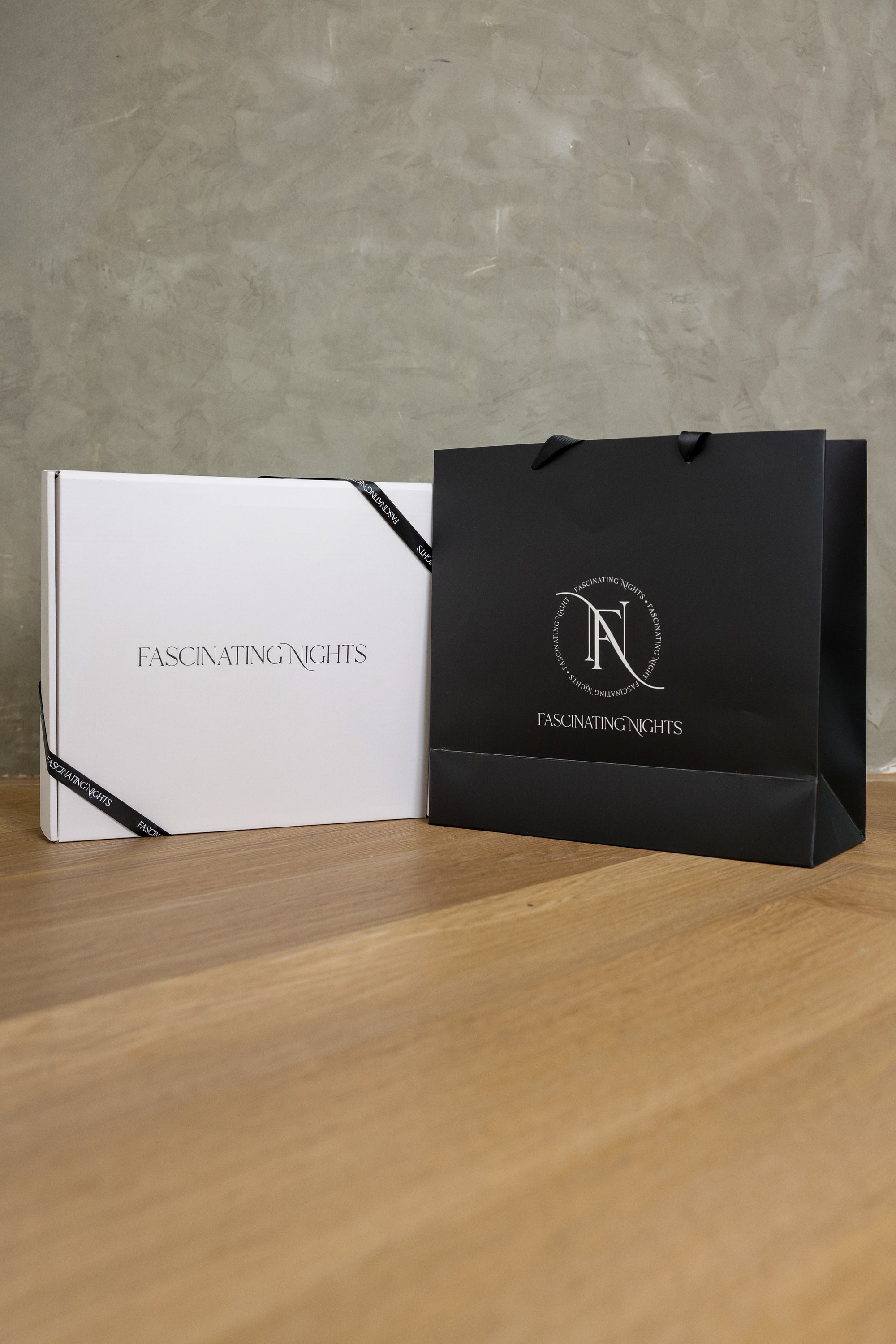 Fascinating Nights Gift Box &amp; Bag-Fascinating_Nights