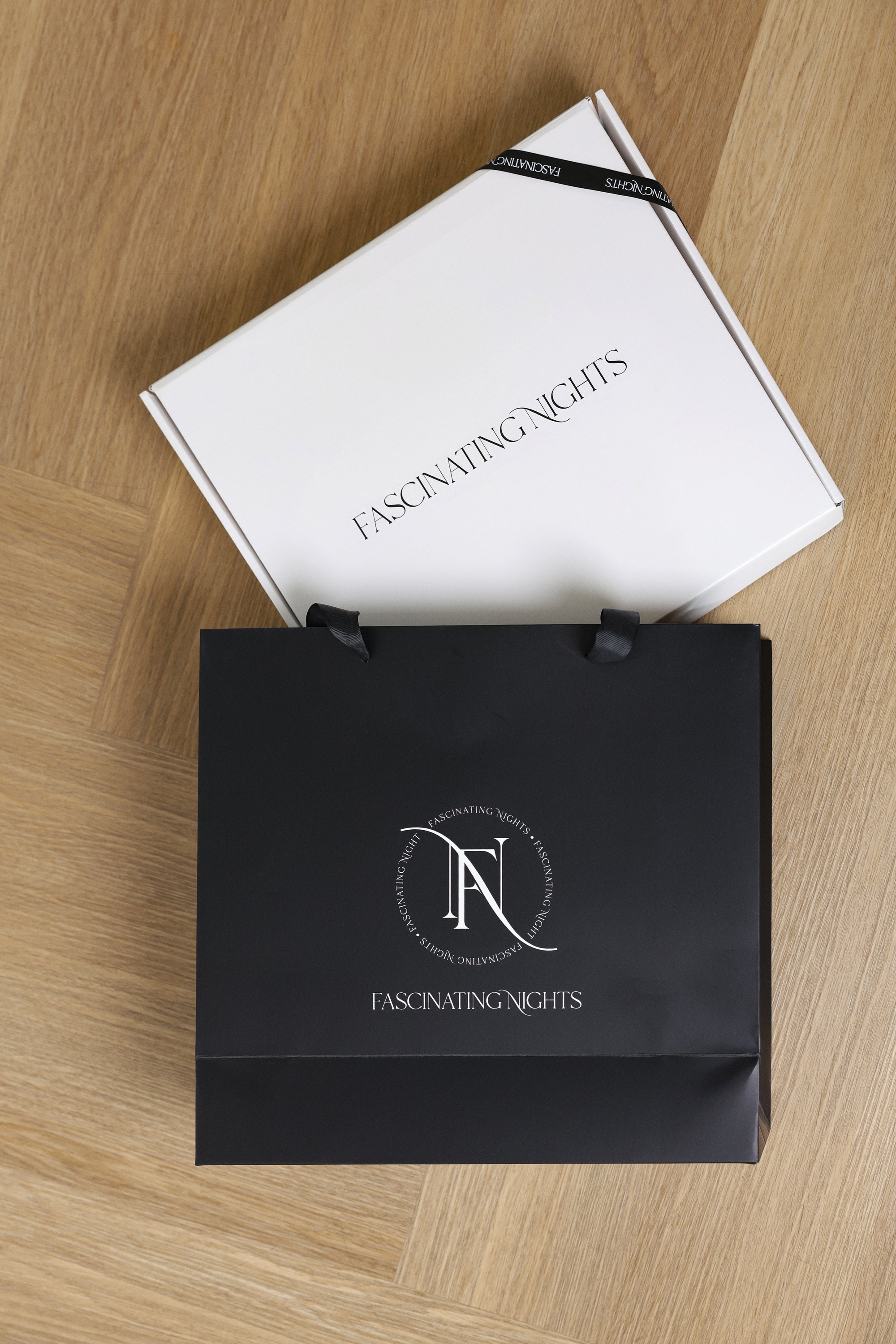 Fascinating Nights Gift Box &amp; Bag-Fascinating_Nights