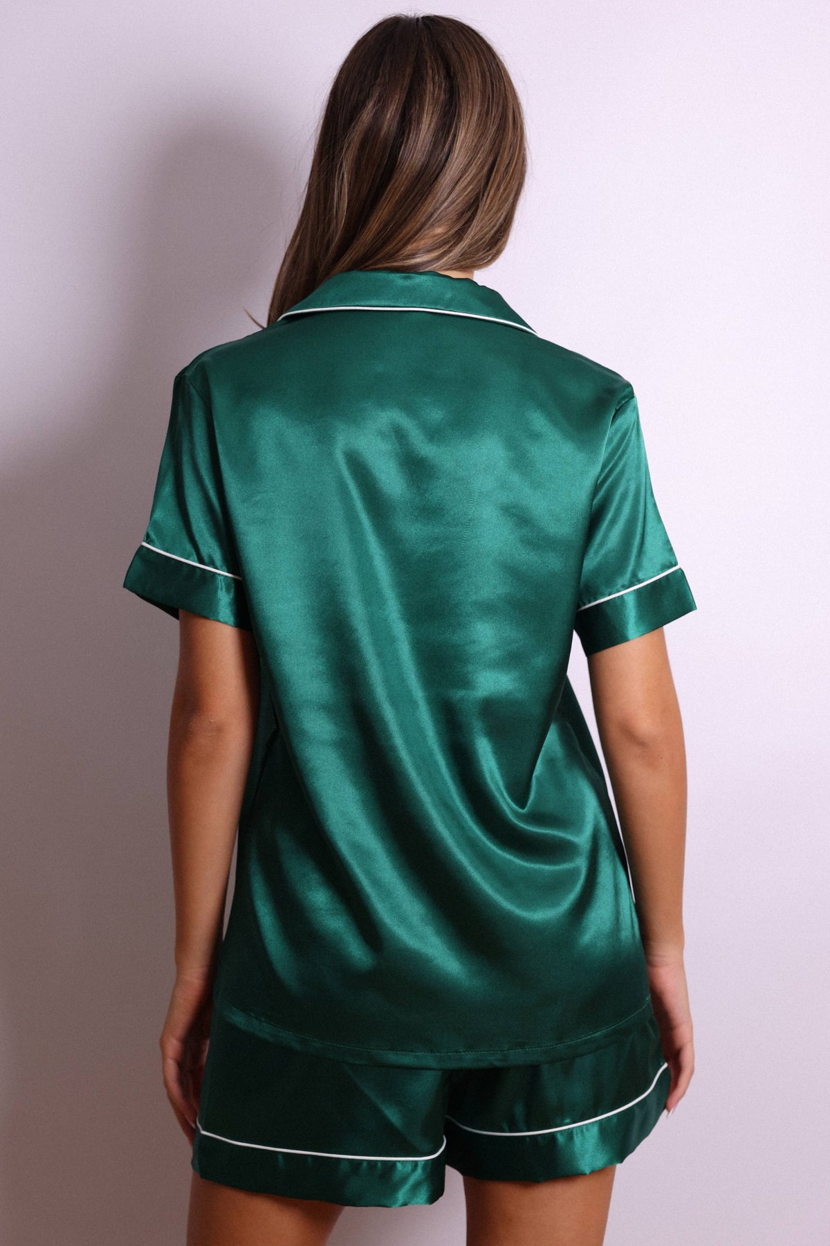 Harper Satin Short Pajama Set – Emerald Green-Fascinating_Nights